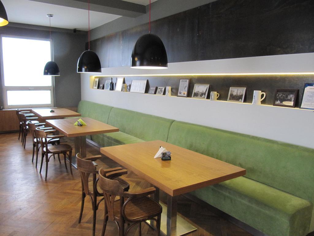 Hotelovy Dum Olomouc Bagian luar foto